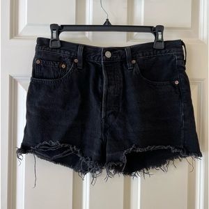 Levi’s 501 black jean shorts